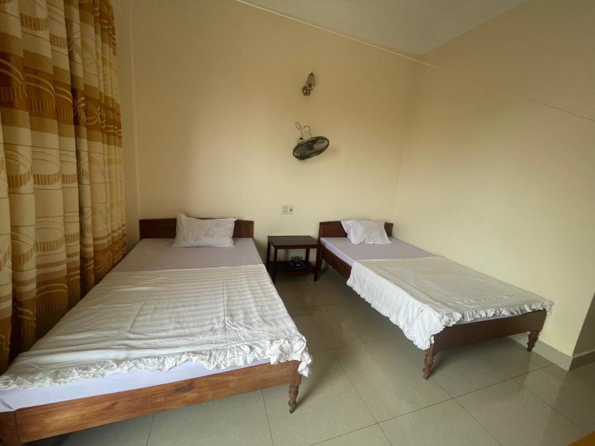 Bed and Breakfast Lam Dao House Dong Hoi Exterior foto