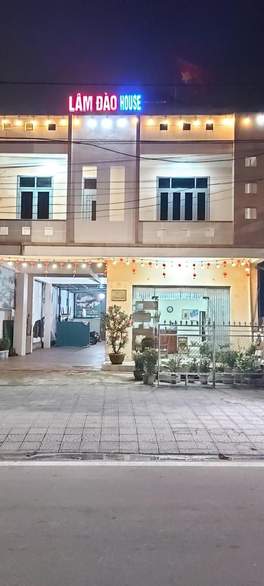 Bed and Breakfast Lam Dao House Dong Hoi Exterior foto